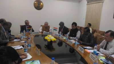 Mauritius finance minister calls on Indian ministers Arun Jaitley and Kalraj Mishra 