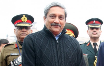 Discrepancies in the army and civilian ranks to be looked into : Manohar Parrikar