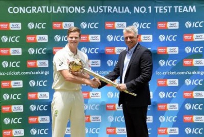 Smith receives ICC Test Championship mace