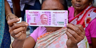 Demonetisation: ED raids apartment,bank in Kolkata