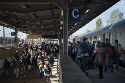 Deputy UN chief presents new report on global migrant trends