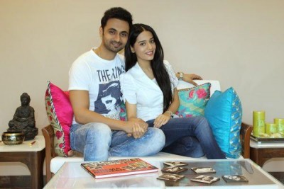 Amrita Rao ties knot with RJ Anmol