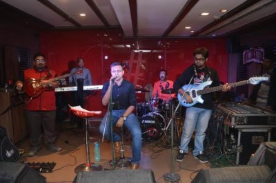 Ayan Mukherjee and Friends impress Kolkata 