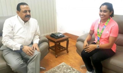 Dipa Karmakar meets Jitendra Singh