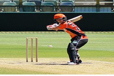 Charlotte Edwards retires from international cricket