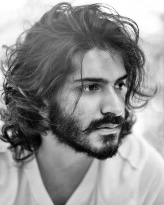 It's 2 in 1 for Harshvardhan in Mirzya