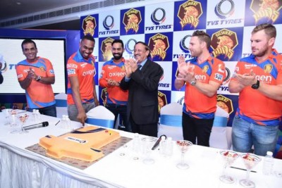 TVS Tyres , Gujarat Lions celebrate their association in IPL 9
