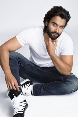 Jackky Bhagnani sports new look