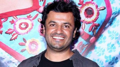 Reel Life Entertainment, Phantom Films to produce Vikas Bahl's next