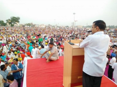 Arvind Kejriwal faces protest in Amritsar