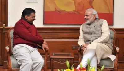 Modi took Rs 25 cr bribe when he was Gujarat CM from Aditya Birla group, says Kejriwal