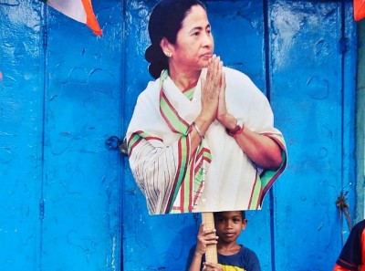 Mamata Banerjee and her 41 ministers to take oath Friday