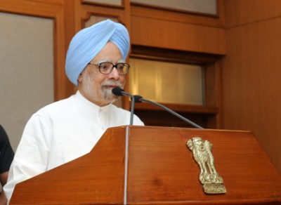 Narendra Modi wishes former PM Manmohan Singh on his birthday