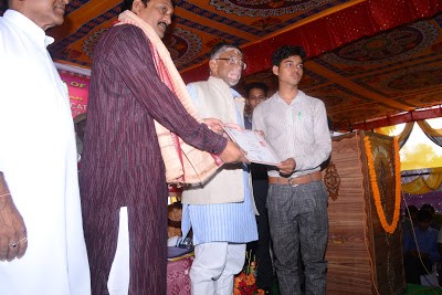 Textiles Minister inaugurates training programme for handloom weavers in Odisha