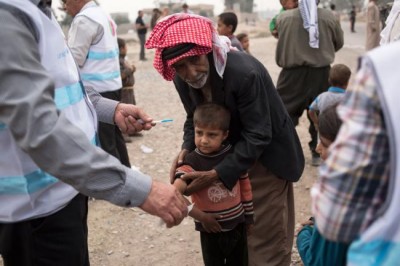 Displaced amid Mosul offensive, close to 10,000 children in urgent need of aid, says UNICEF