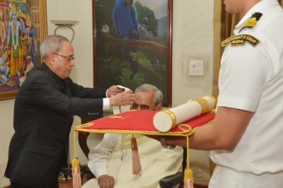 Prime Minister Narendra Modi wishes  former PM Atal Bihari Vajpayee on birthday, shares old video