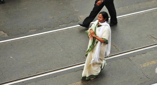Mamata Banerjee leads rally in Kolkata