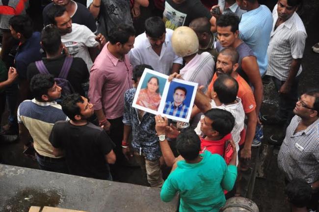 Over 10 killed in Kolkata under construction fly over collapse 