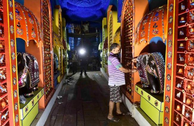Bhowanipur 75 Palli Sarbojanin Durgotsav to woo pandal hoppers with 45 feet elephant