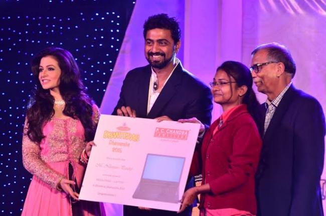 P.C. Chandra Jewellers hosts prize distribution of ;Dhanteras Dhanvarsha 2015' 