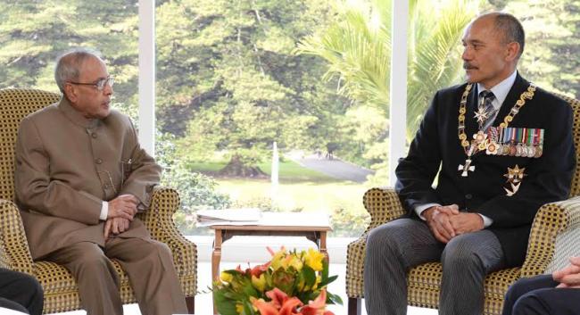 Pranab Mukherjee being received by the Minister for Ethnic Communities of New Zealand