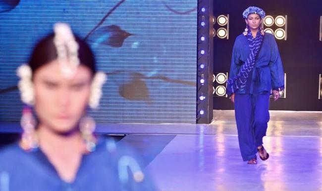 Bibi Russel showcases collection at fashion fiesta in Kolkata
