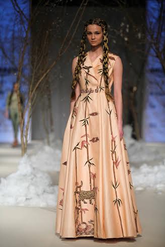 Amazon India Fashion Week: Samant Chauhan showcases creation 