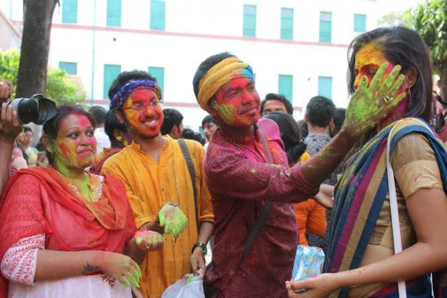 Jorasanko celebrates the â€˜Basanta Utsabâ€™