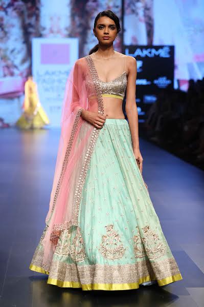 LFW: Shilpa Shetty walks for designer Anushree Reddy