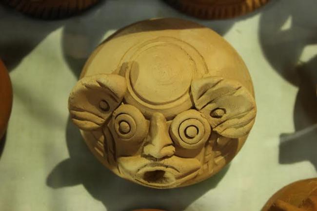 Kolkata:Theatre personality Rudraprasad Sengupta inaugurates the Lokshilpa O Karukriti Mela at Jorasanko Thakurbari