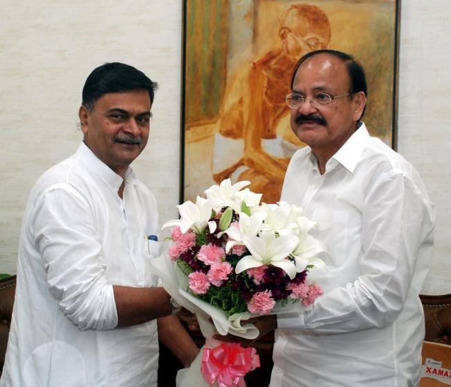 Venkaiah Naidu meets Raj Kumar Singh, Najma Heptulla