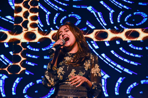 Monali Thakur at Bandhan Bank Foundation Day celebration 
