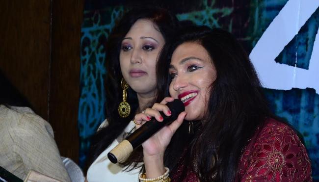Kolkata: Rituparna Sengupta, Bratya Basu interact with media about 'Baranda'