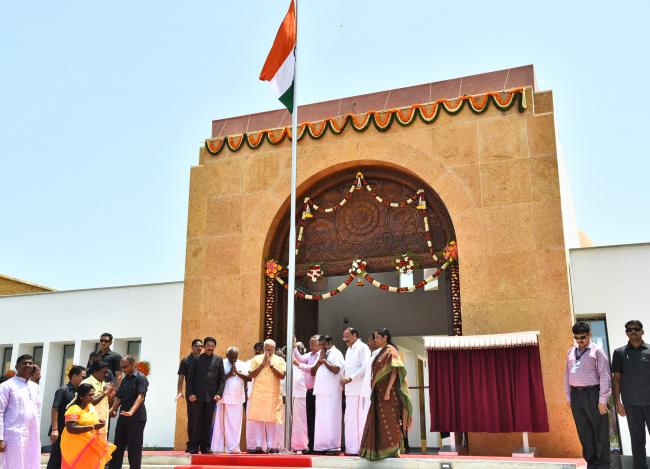 Narendra Modi flagging off â€˜Kalam Sandesh Vahiniâ€™
