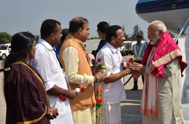 PM Modi visiting Karnataka, offers prayers at Dharmasthala temple