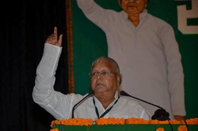 Political vendetta against me,  Lalu Prasad after CBI registers case for tender irregularities