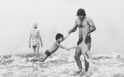 Rahul Khanna remembers late father Vinod Khanna