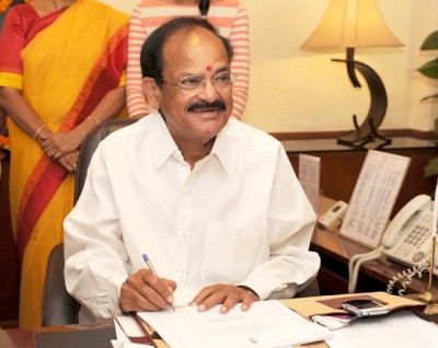 Raincoat Jibe: Congress only interested in politicisation, says MV Naidu