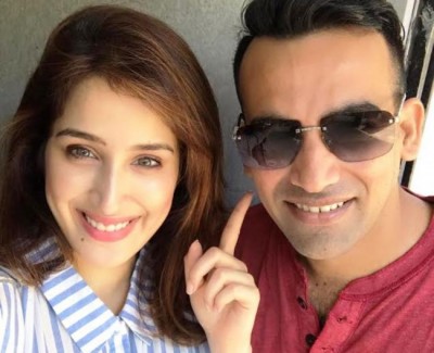 Sagarika Ghatke posts picture with Zaheer Khan on Instagram, appreciates his new look