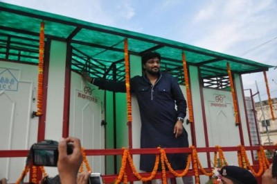 Babul Supriyo claims TMC workers attacked his residence in Kolkata