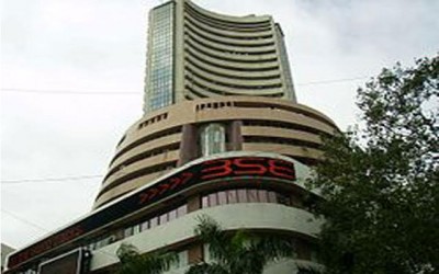 Indian benchmark indices close positive on Friday