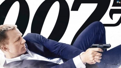 Daniel Craig confirms return as James Bond