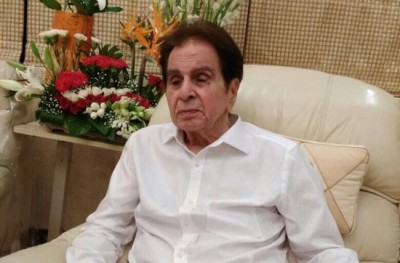 Fans will get regular update on Dilip Kumar's health 