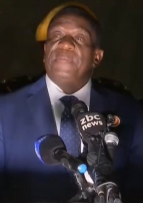 Emmerson Mnangagwa sworn in as Zimbabwe's new president 