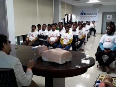 Indian Red Cross Society volunteers get BLS training from Narayana Superspeciality Hospital ahead of Ganga Sagar Mela