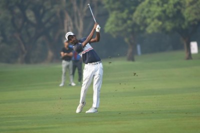 Rashid Khan shoots dayâ€™s best 67 to emerge halfway leader at McLeod Russel Tour Championship 2017  