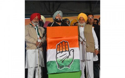 Capt. Amarinder Singh attacks Arvind Kejriwal over Delhi's pollution problem, calls 'peculiar'