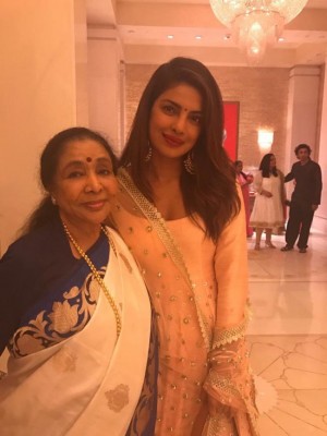 Asha Bhosle posts images with Priyanka,Aamir, Ranveer