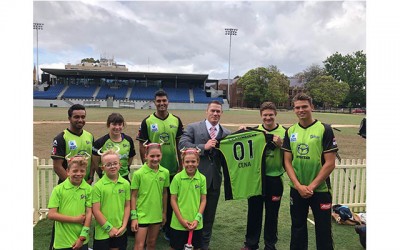 Shane Watson teaches cricket to John Cena