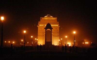 Delhi slips into severe chill, experiences coldest day at 4 degree